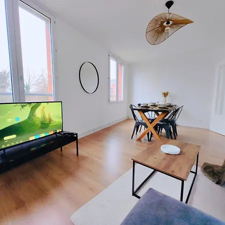 Stade Pierre Mauroy - For 4 People Apartment *