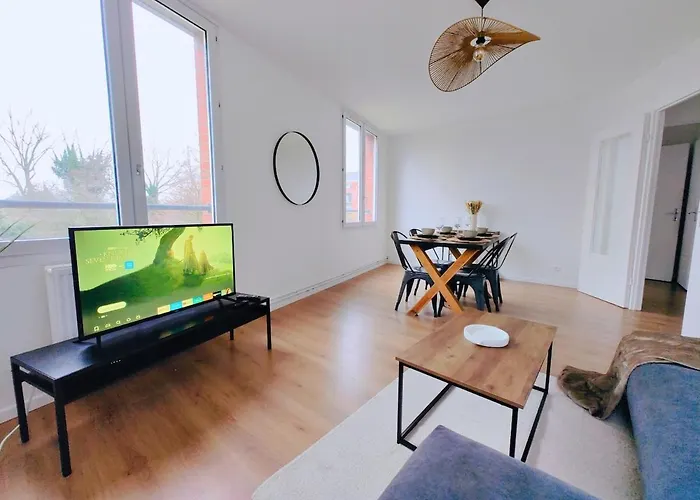 Stade Pierre Mauroy - For 4 People Apartment *