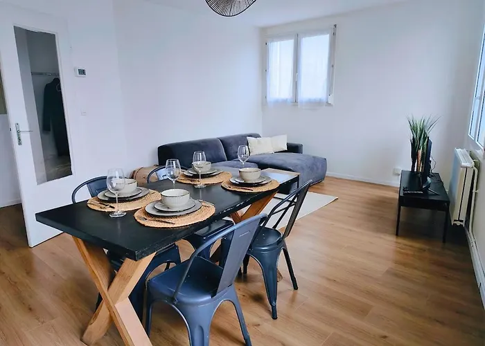 Stade Pierre Mauroy - For 4 People Apartment Villeneuve-d'Ascq